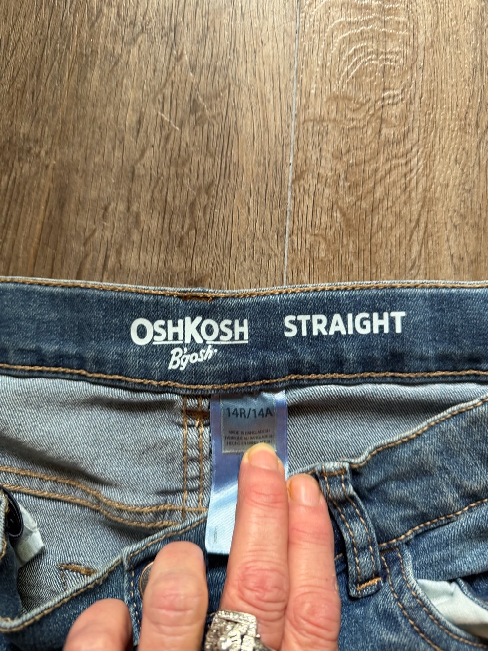 OshKosh B’gosh Boys Straight Leg Jeans Size 14R – Medium Blue Wash - Picture 3 of 3